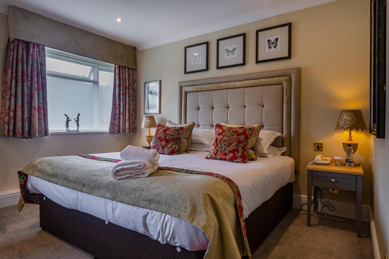 The Talbot Hotel, Oundle , Near Peterborough Eksteriør billede