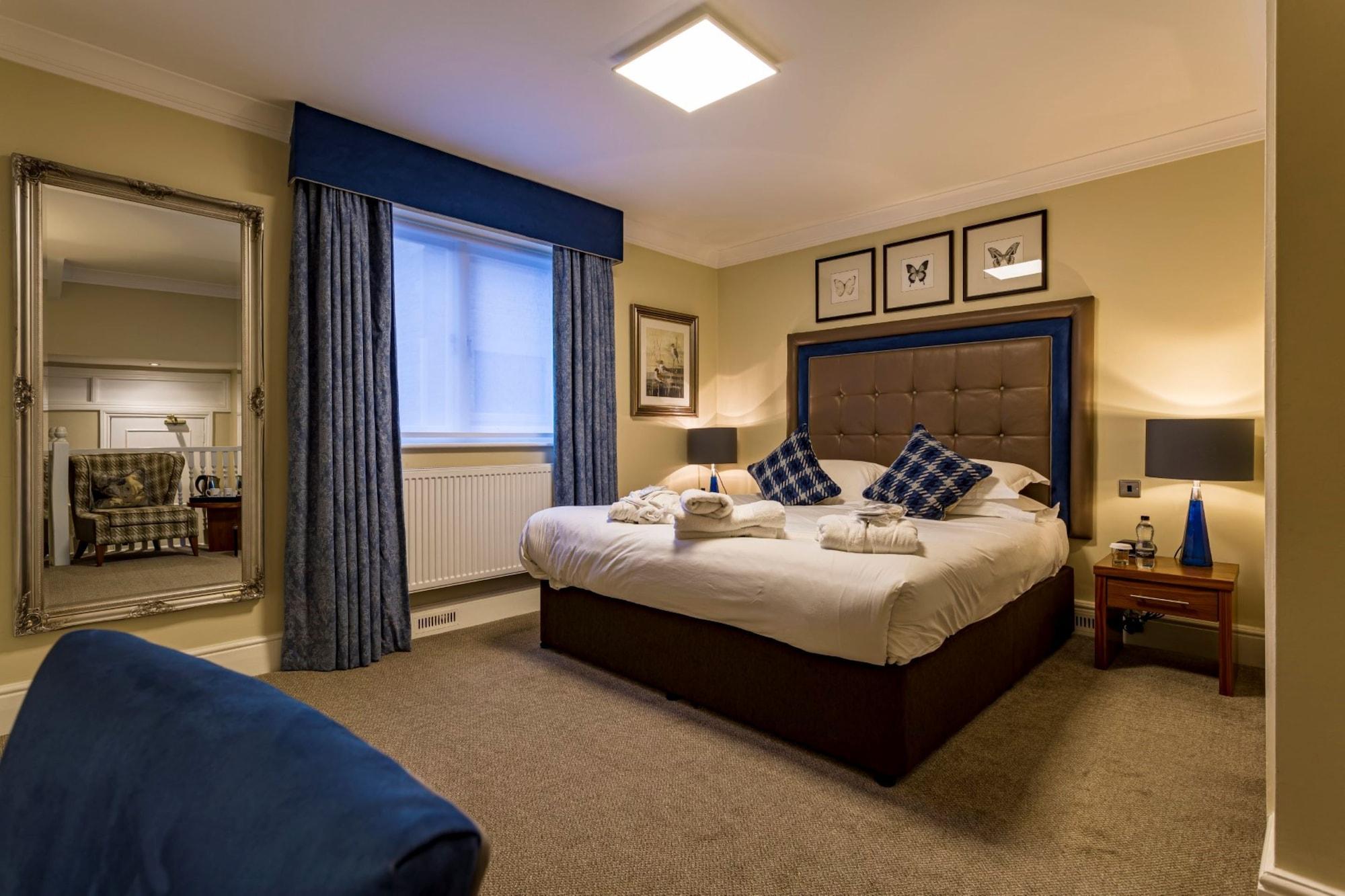 The Talbot Hotel, Oundle , Near Peterborough Eksteriør billede