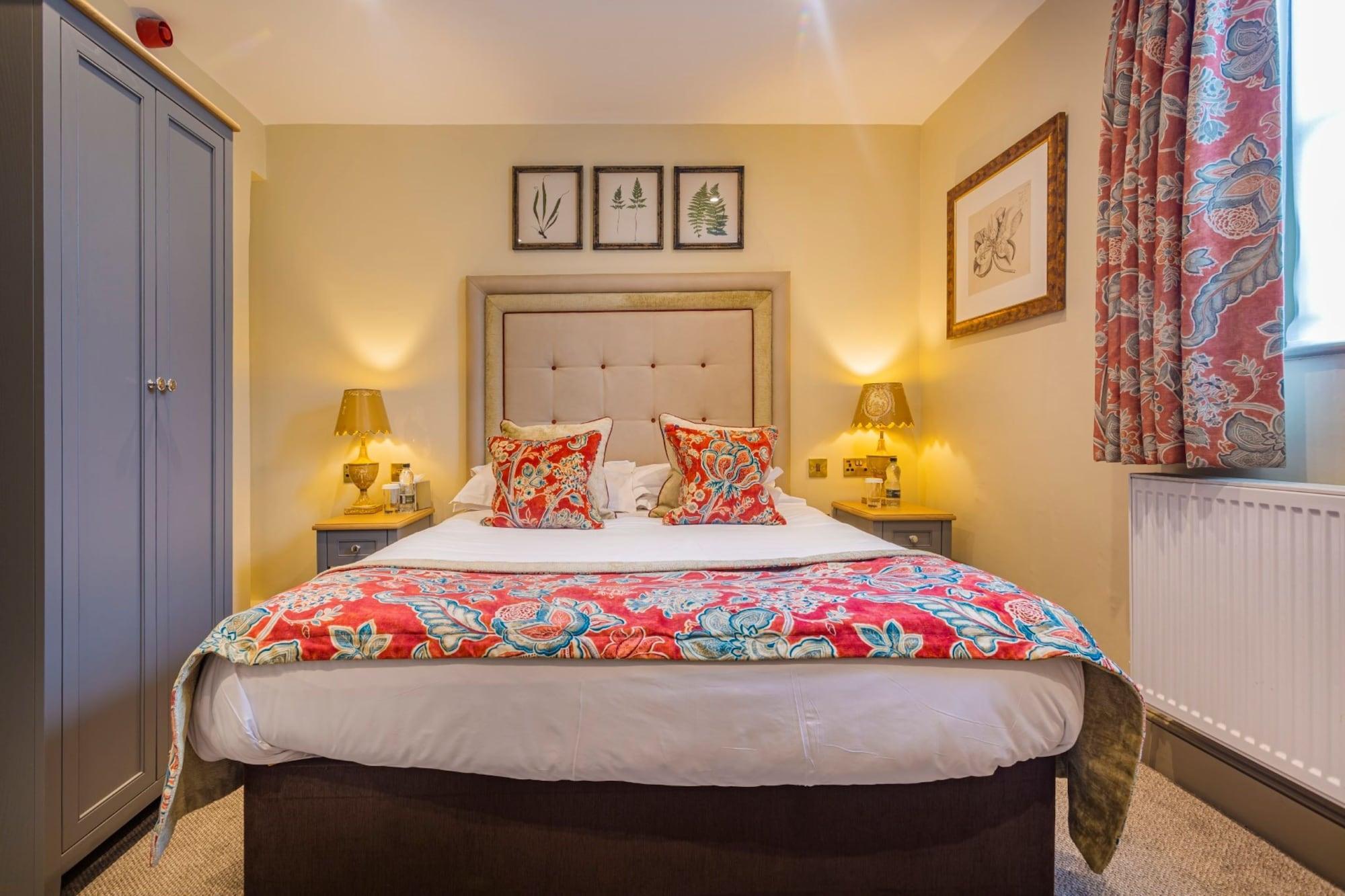 The Talbot Hotel, Oundle , Near Peterborough Eksteriør billede