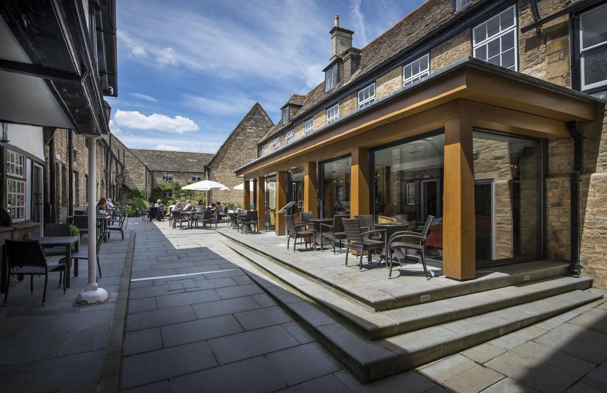 The Talbot Hotel, Oundle , Near Peterborough Eksteriør billede